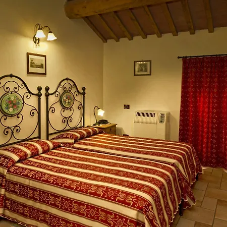 Hotell Antico Casale 3*