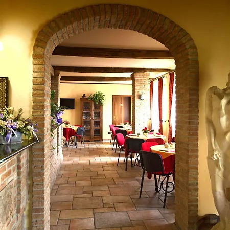 Hotell Antico Casale Vigarano Mainarda
