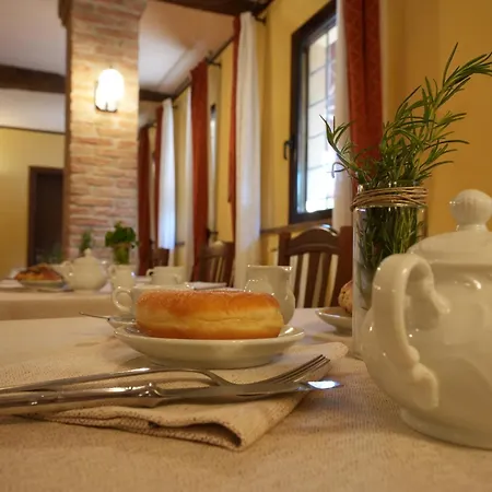 Hotell Antico Casale Vigarano Mainarda