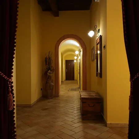 Antico Casale Hotell 3*
