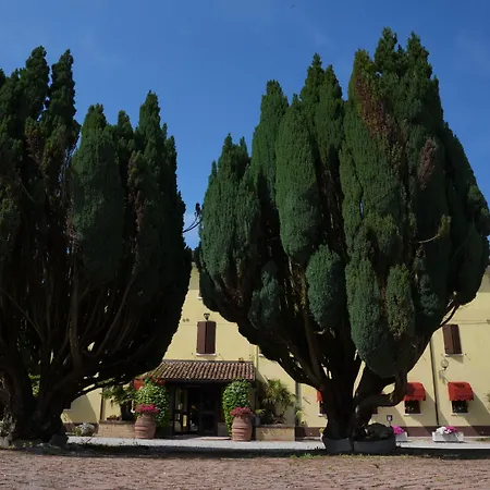 Hotel Antico Casale 3*