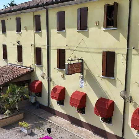 Antico Casale 3* Vigarano Mainarda